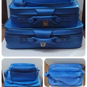 Vintage Samsonite Blue Travel Bag Set